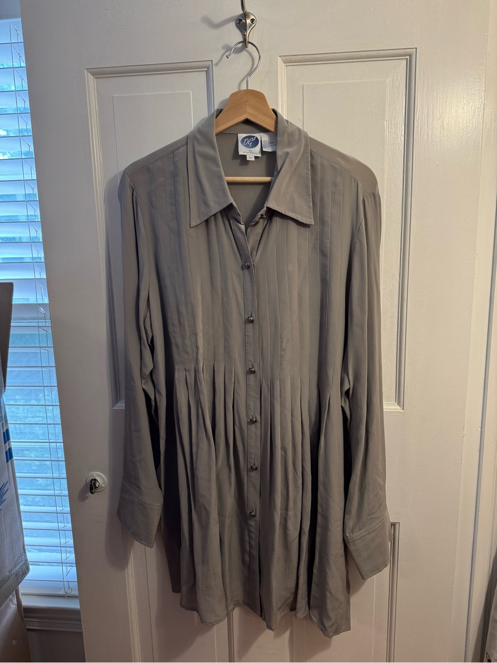 DG2 Light Gray Pleated Button-Front Silk Tunic / Dress